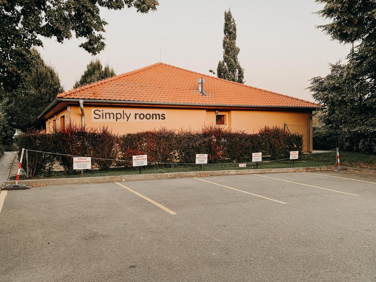 Simply Rooms Slavkov u Brna Extérieur photo