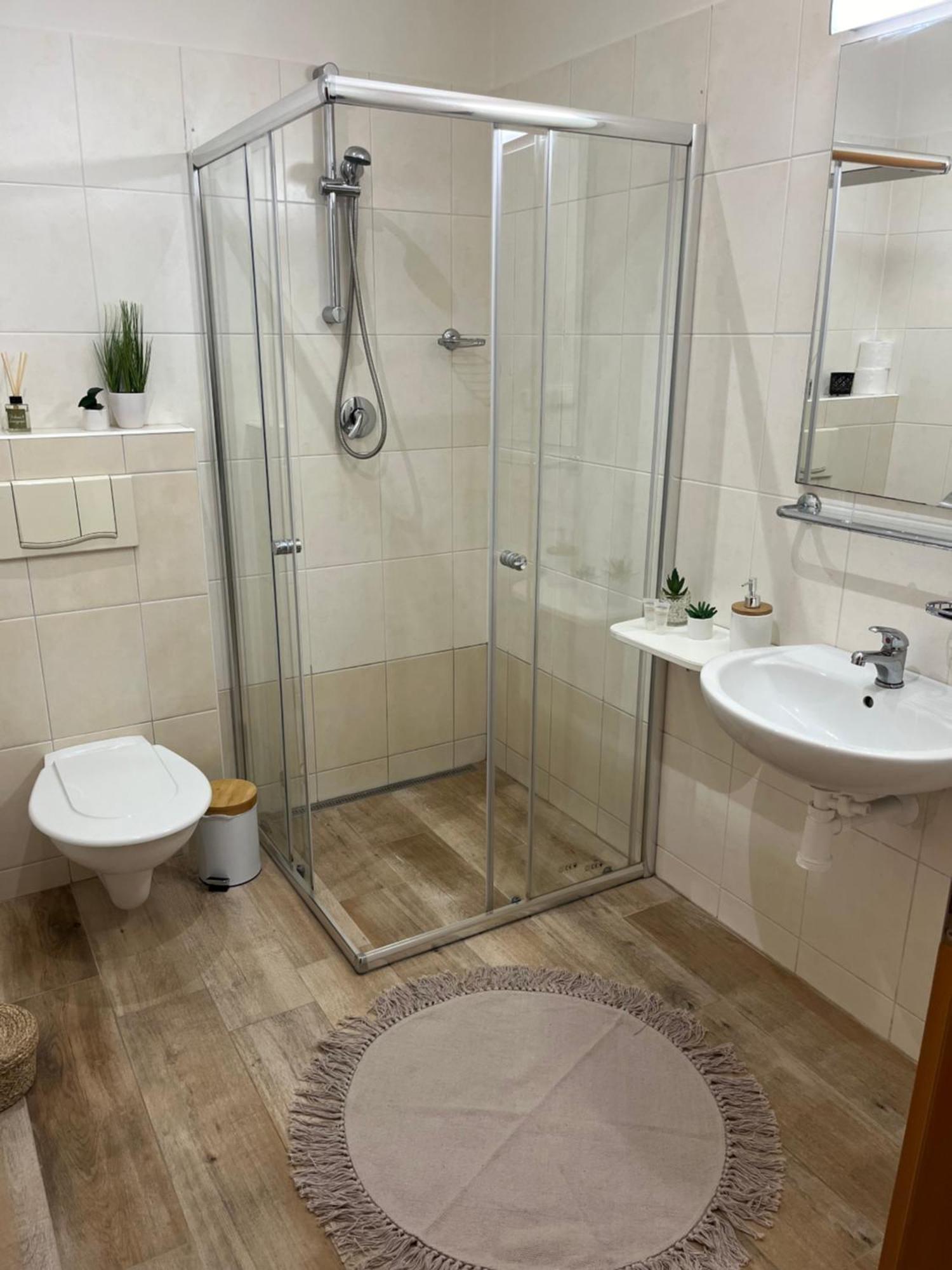 Simply Rooms Slavkov u Brna Extérieur photo